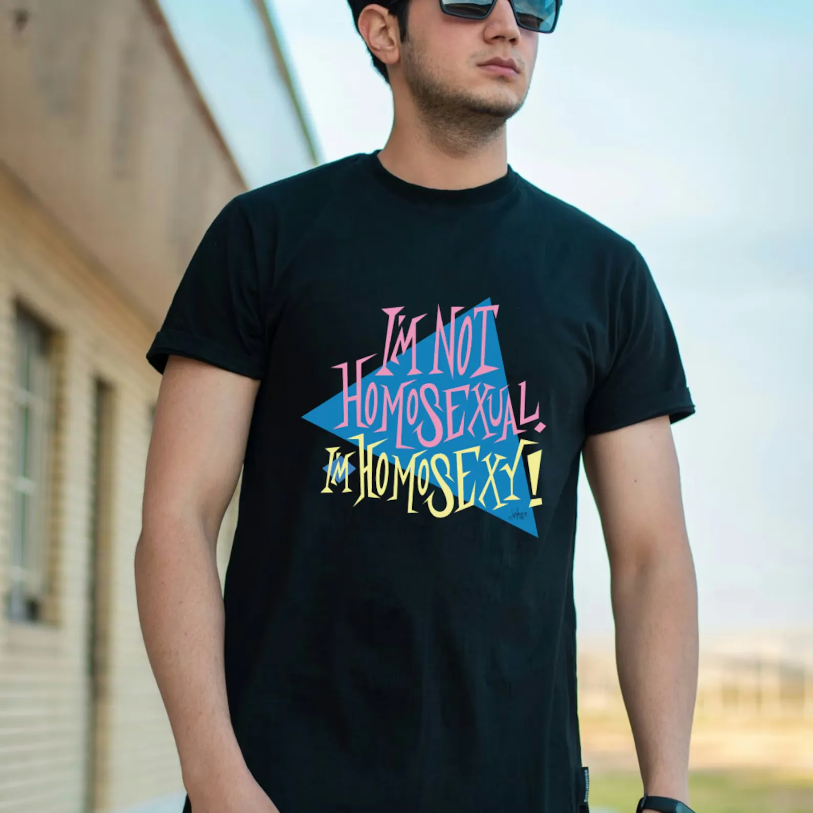 I’m Not Homosexual, I’m Homosexy! T-Shirt - Imagen 5